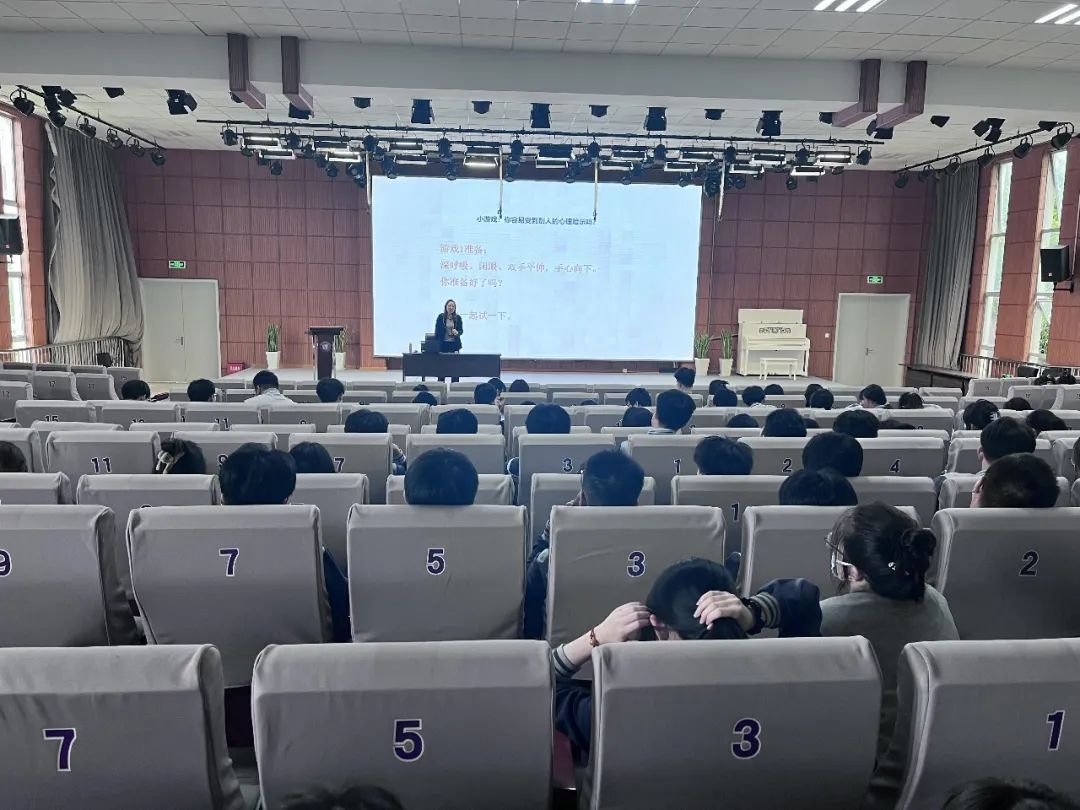 高考倒计时3天_重要提示_营业执照重要提示翻译