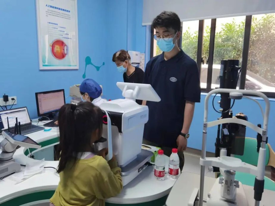 眼底照相机怎么“AI眼科医生”来到“家门口”，孩子们检查视力更方便_https://www.jmylbn.com_新闻资讯_第4张