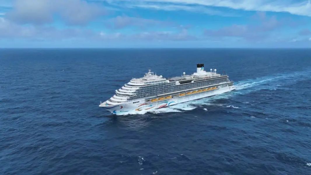 提前一天实现既定目标中国首制大型邮轮首次海上试航顺利凯旋