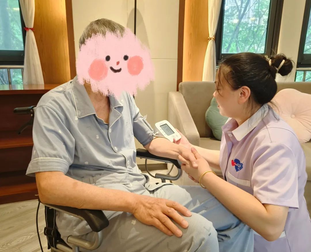 宝山顾村镇暖心助浴送上门，提升老年人生活质量丨老人助浴广告词怎么写