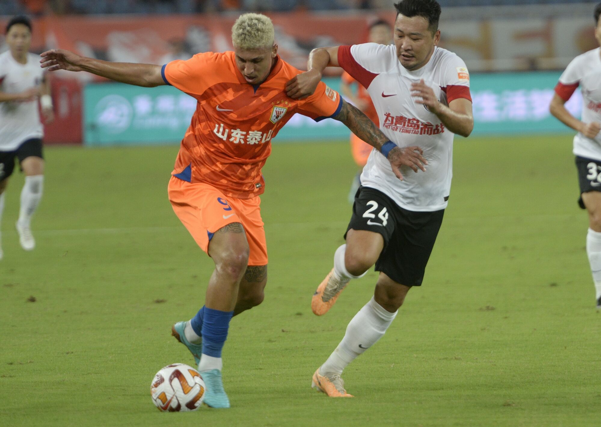 中超山东泰山42胜青岛海牛