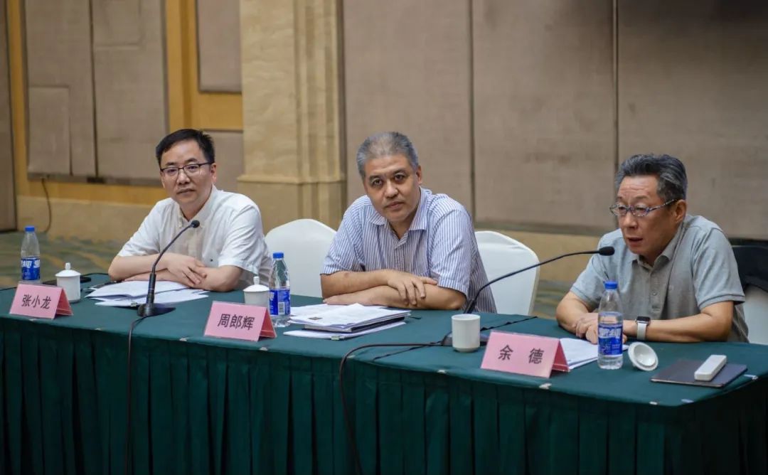 我的位置:>上观号>上海汽车报>文章详情>余德在会上介绍了上汽海外