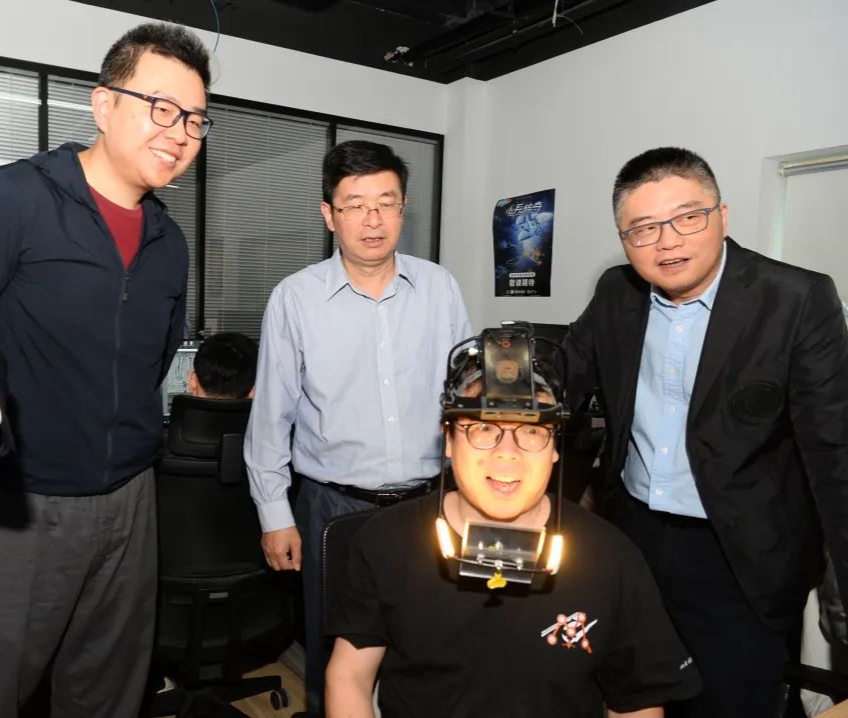 我的位置:>上观号>上海静安>文章详情>在幻维数码,于勇同企业负责人