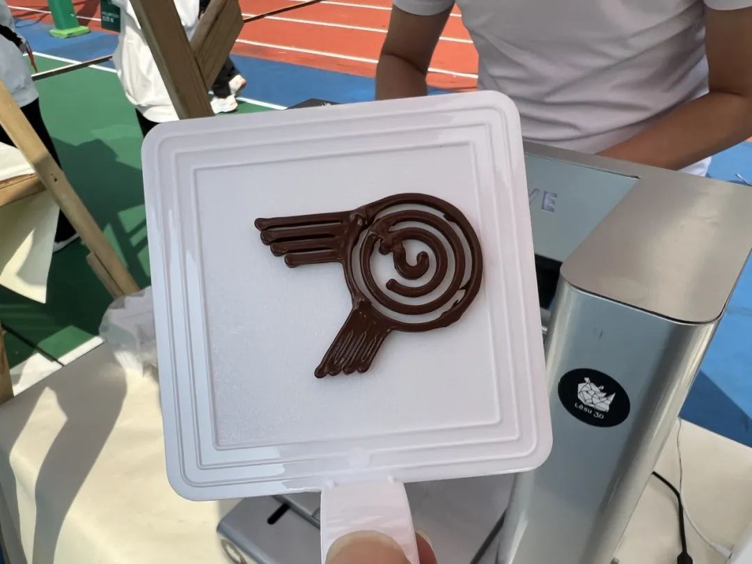 你吃过3d打印的巧克力吗ta的70岁生日上就有