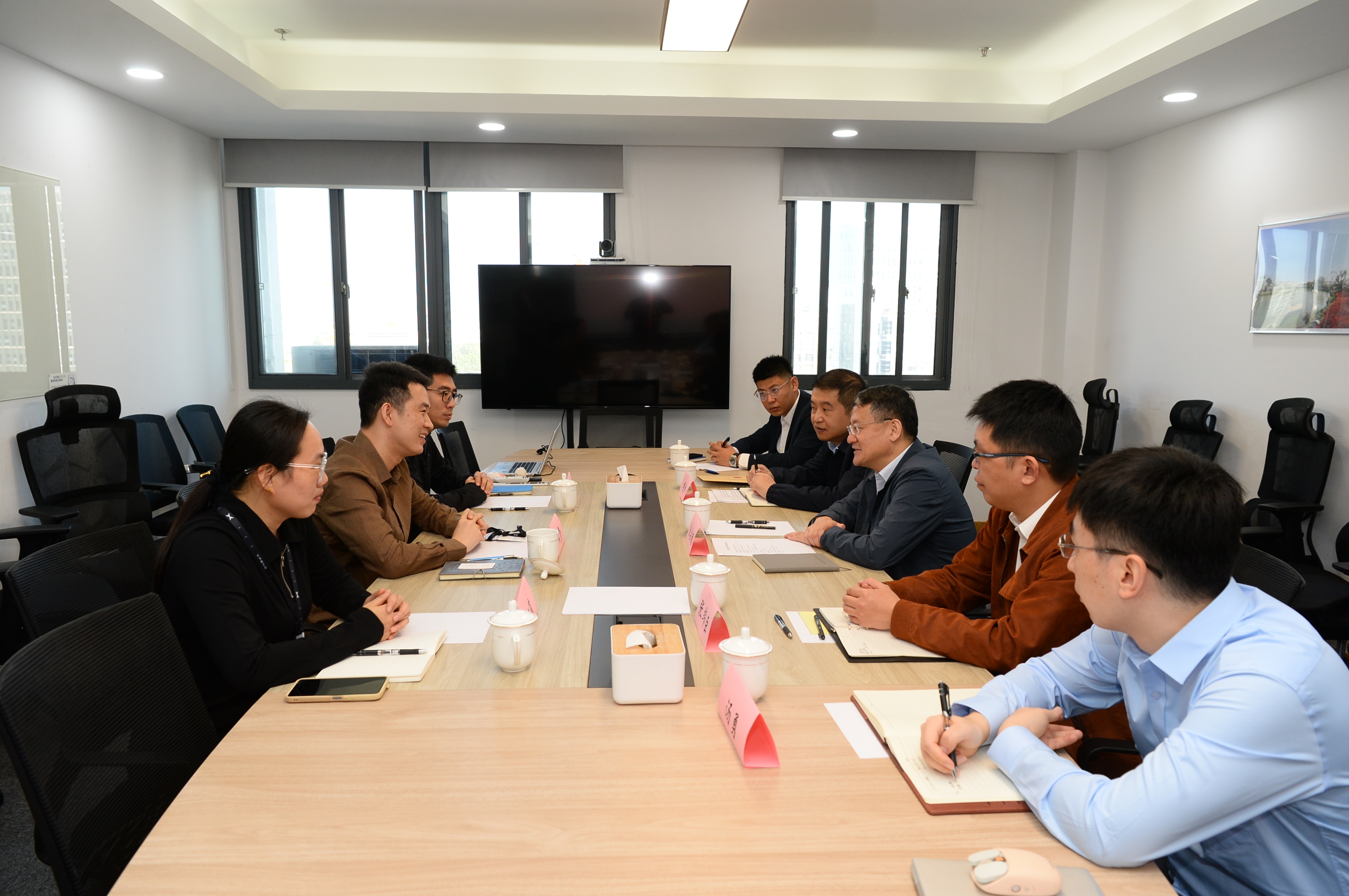 宋宗德为企业送上服务包