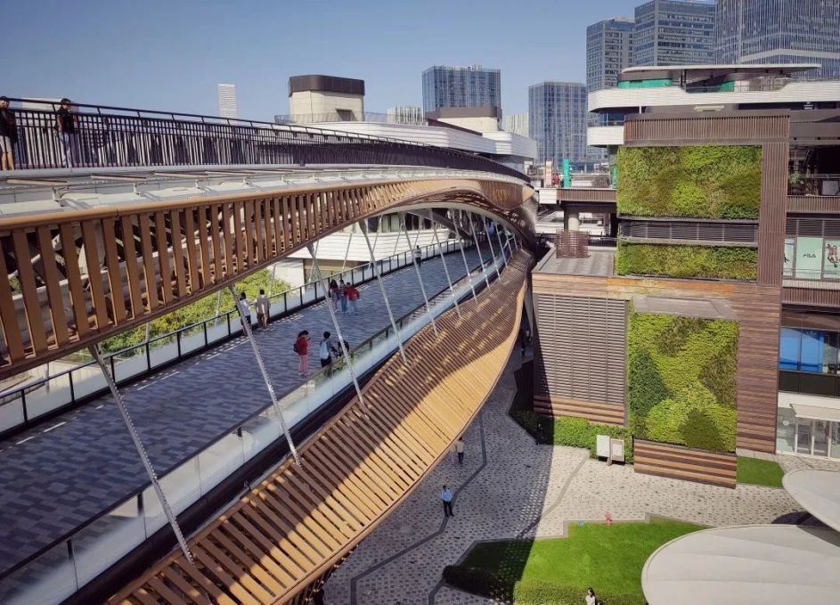 前滩着力构筑城市生态新景观,立体绿化融入时尚地标丨品质新生活