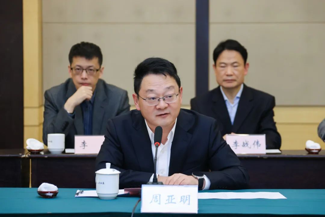 我的位置:>上观号>上海教育>文章详情>周亚明表示,动力源泉的核心在