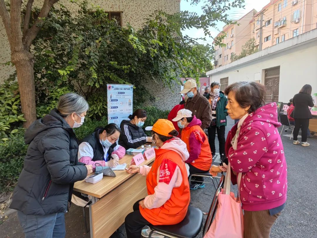 打通便民服务最后一米居民乐享家门口的便利