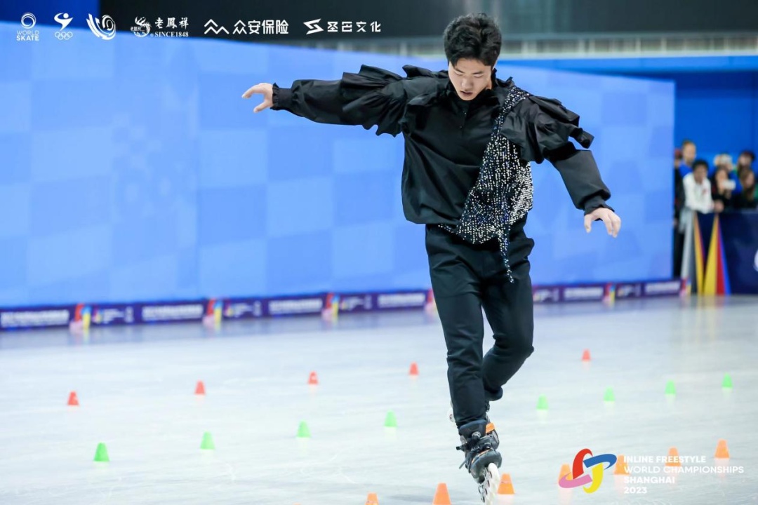 8名轮滑运动员获国际级运动健将称号