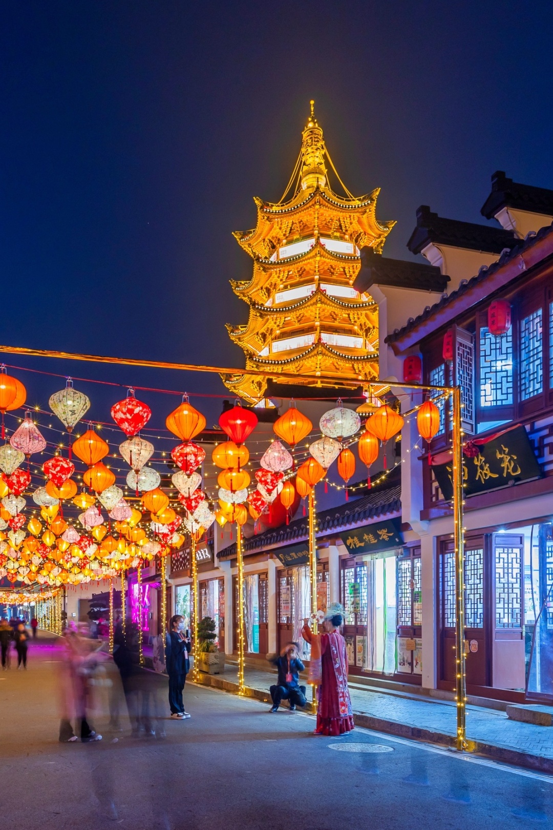 泗泾古镇泗凤公路横港路九号线泗泾站泗泾公园供稿:泗泾镇分中心编辑