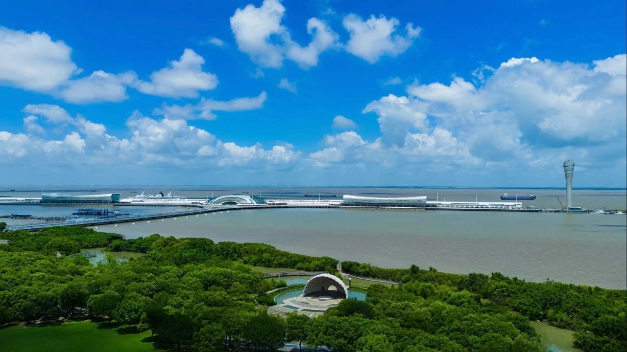 我的位置:>上观号>上海宝山>文章详情>迎接新一年的美好时光洗去旧岁