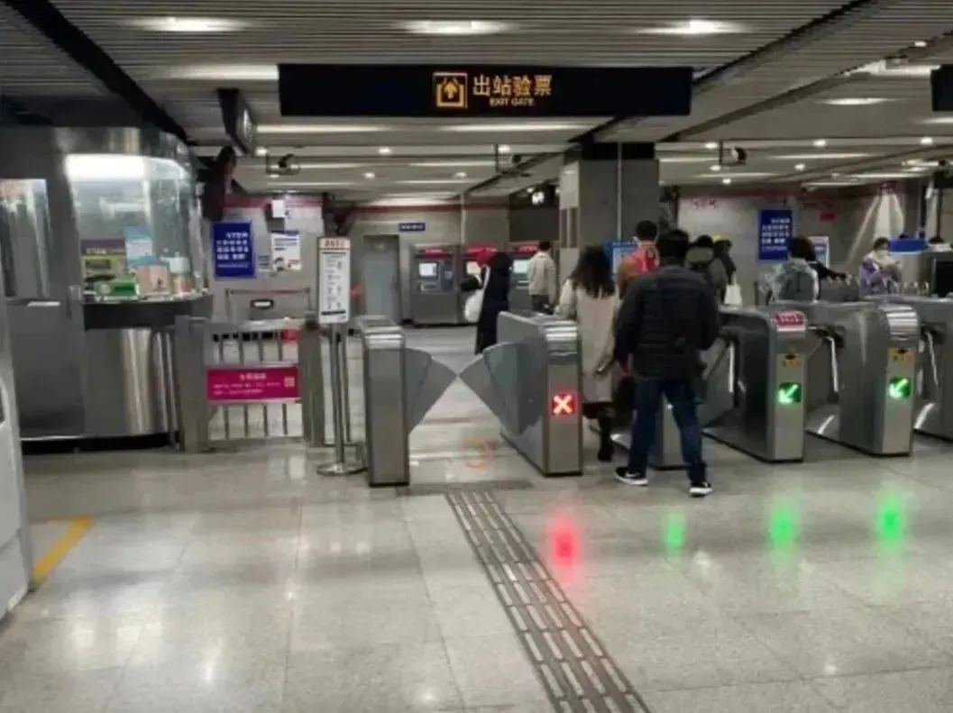 快看上海这些地铁站换新颜
