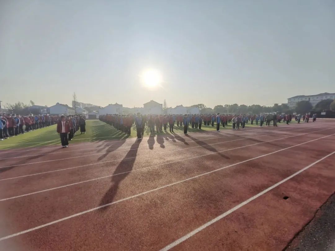 开学季南汇一中开学致辞自觉需要被梦想召唤