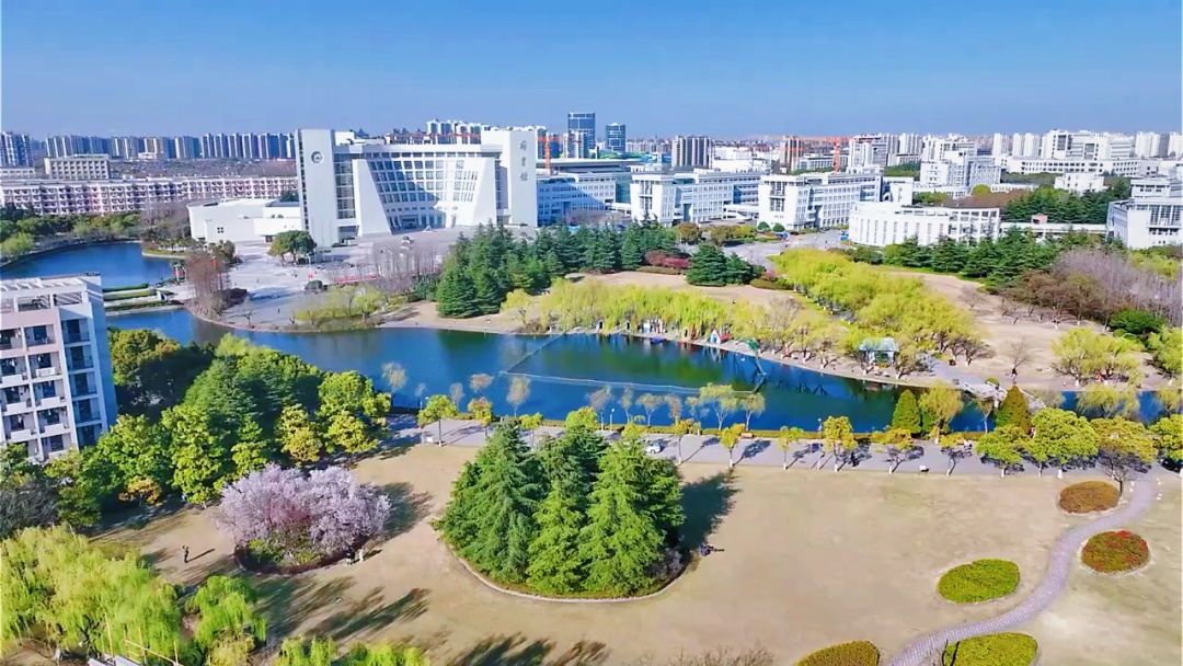 提质攀登文汇报聚焦上海大学算力赋能科研和一流人才培养