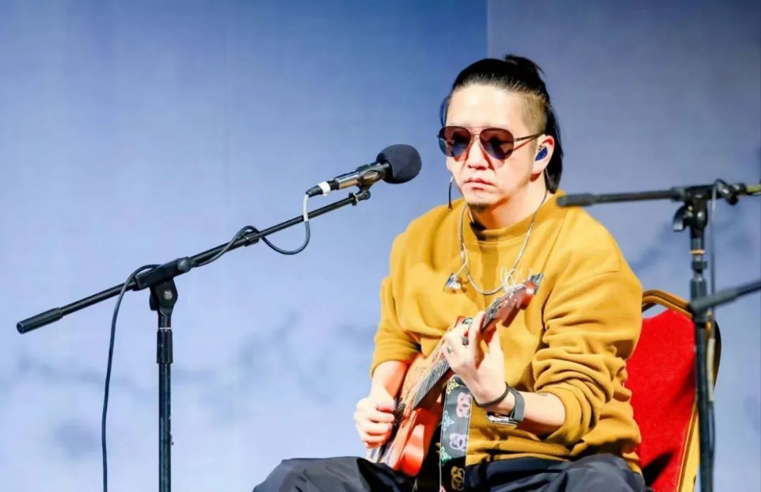 玩嗨就好摇滚民谣歌手郝云来松演起了话剧