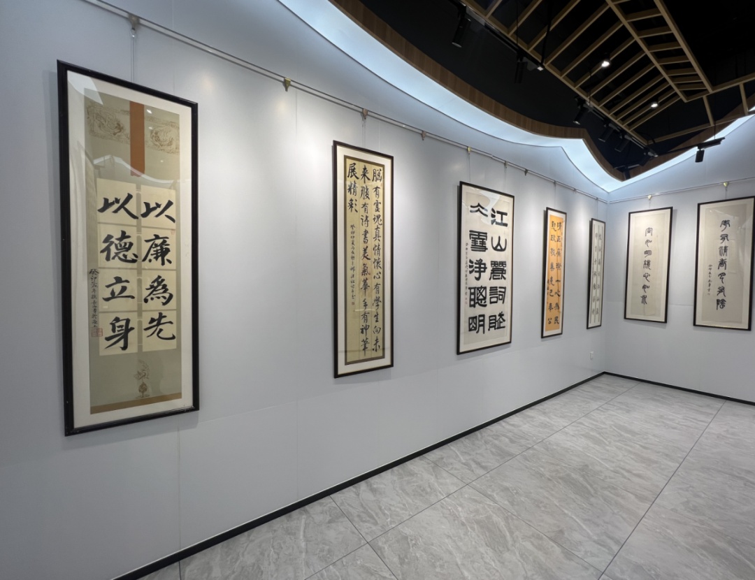 这个书画展开展啦地点在这里