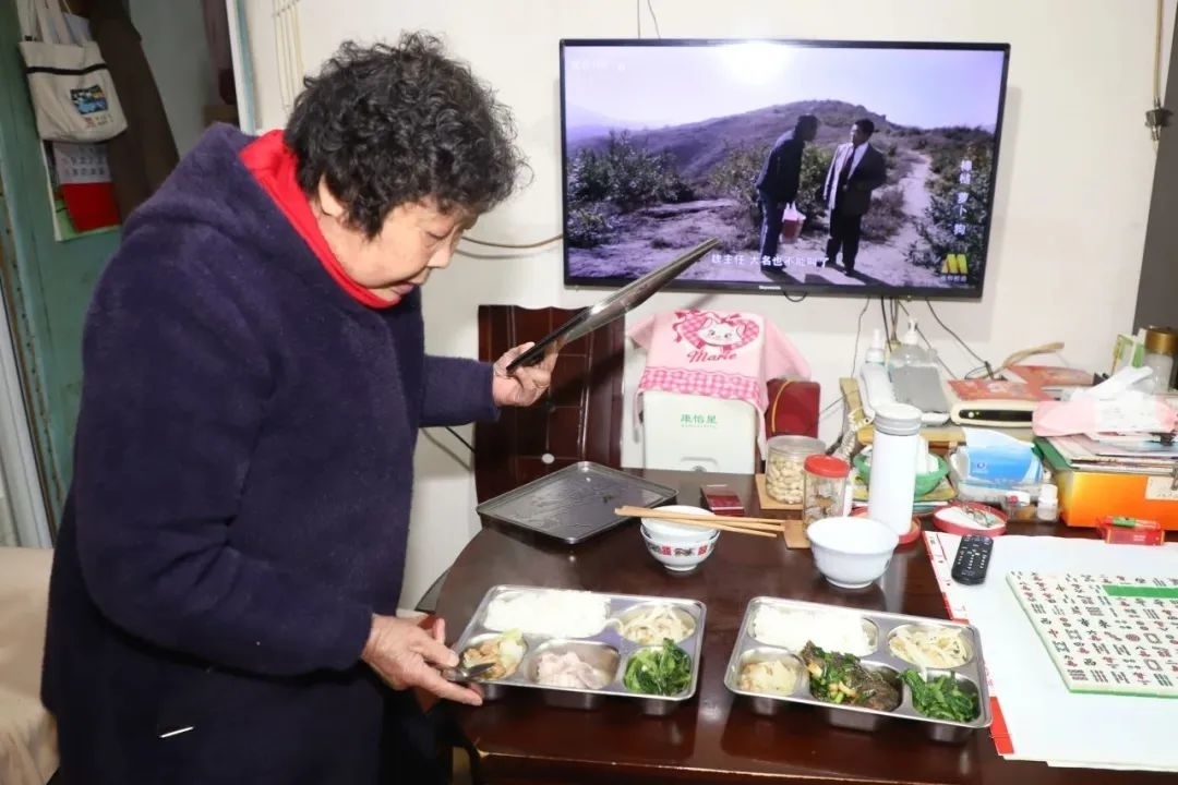 送餐上门,让老年人拥有幸福“食”光!