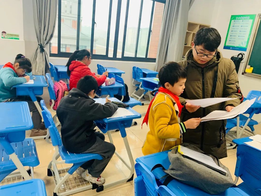 热点聚焦课后服务优秀案例上经贸大附校用活大学资源升级课后服务
