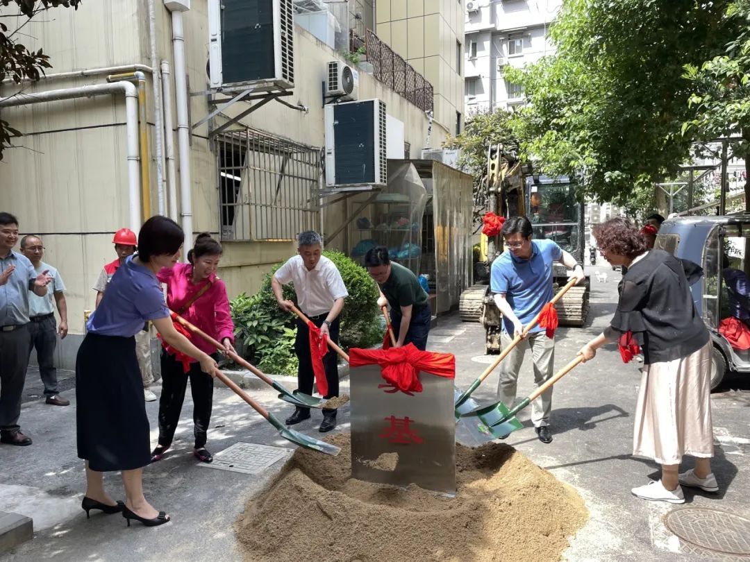 最美加梯故事③半淞园路篇三大难题三种做法实现上下无忧