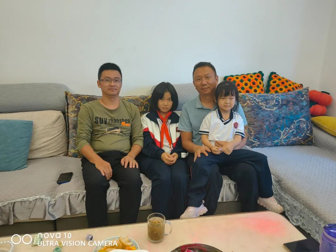 点赞奉贤这位支教老师半年自制14条短视频为云南学子实现微心愿