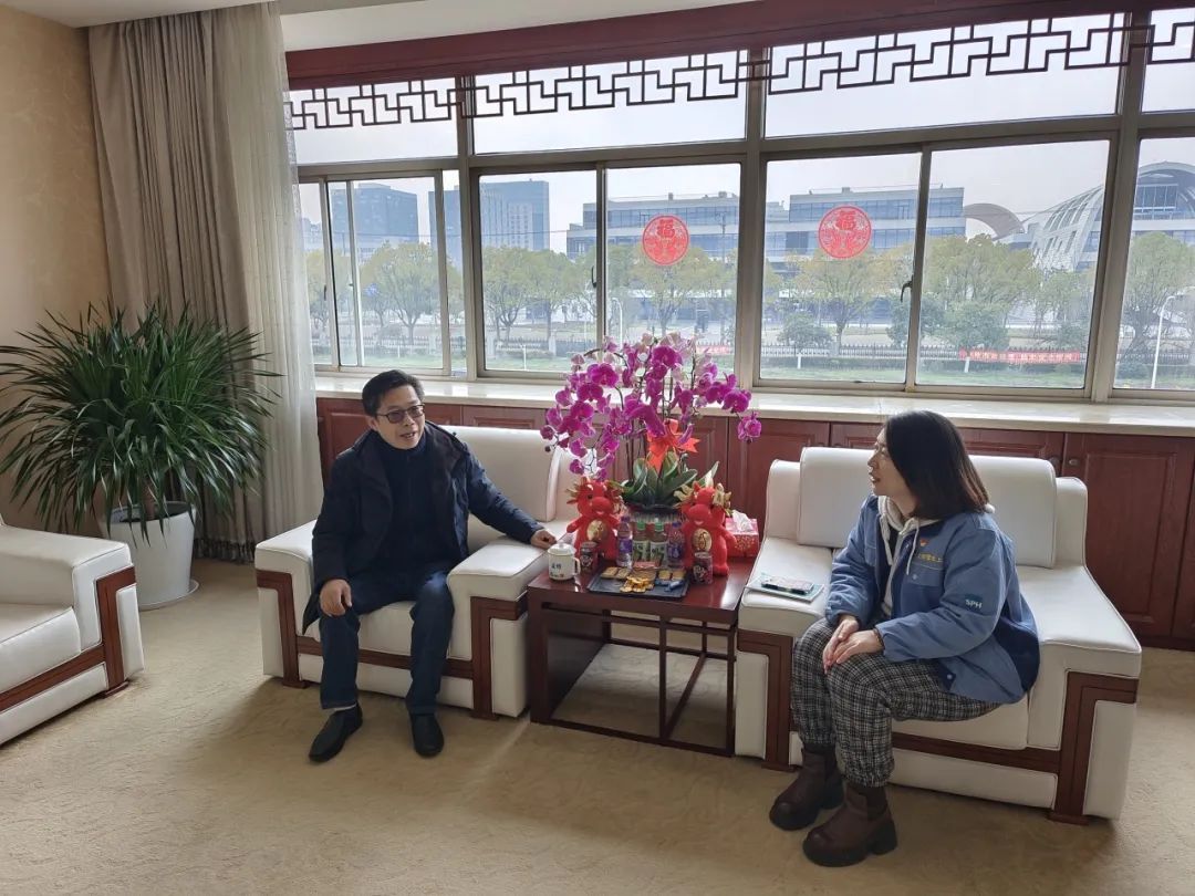 走访上海凯宝药业股份有限公司走访皇誉宠物食品上海有限公司梳理发展