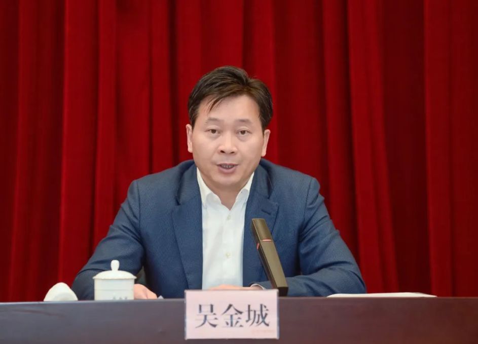 时政要闻丨浦东新区政府工作会议召开确保上半年实现时间过半完成任务
