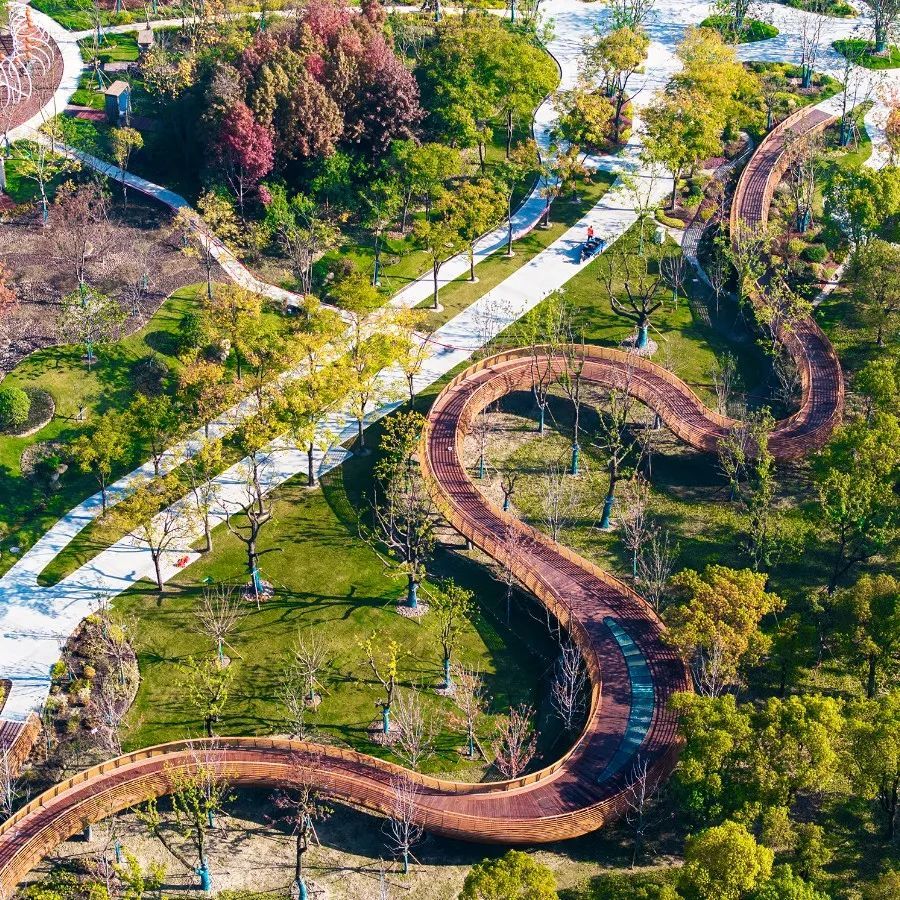 新晋遛娃胜地快来西岸自然艺术公园打卡吧