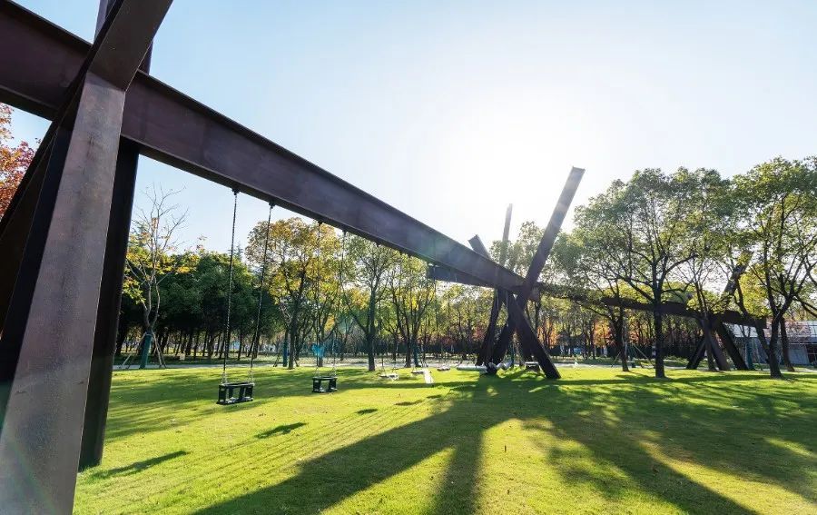 新晋遛娃胜地快来西岸自然艺术公园打卡吧