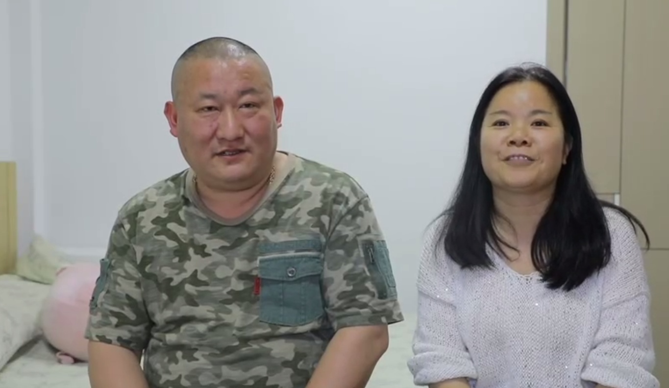 入住崭新的保租房他们说这是来上海20年住过最好的房间
