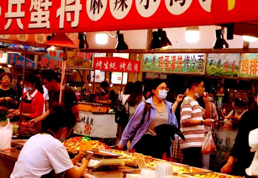 威海东城路夜市,4月26日试营业,30日正式开市!