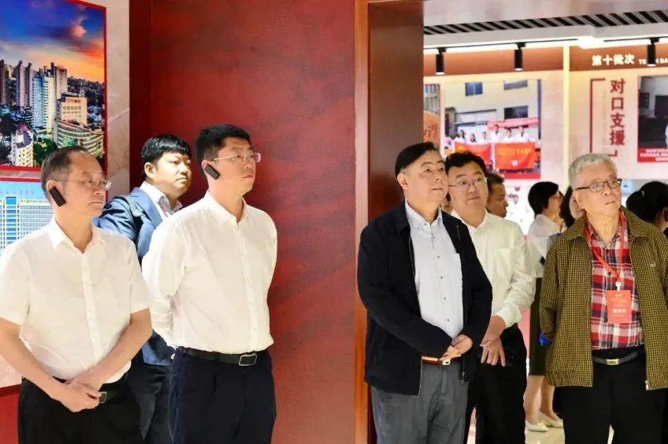 27年帮扶,共叙华兴情长|华山医院赴兴国共商医学教育发展