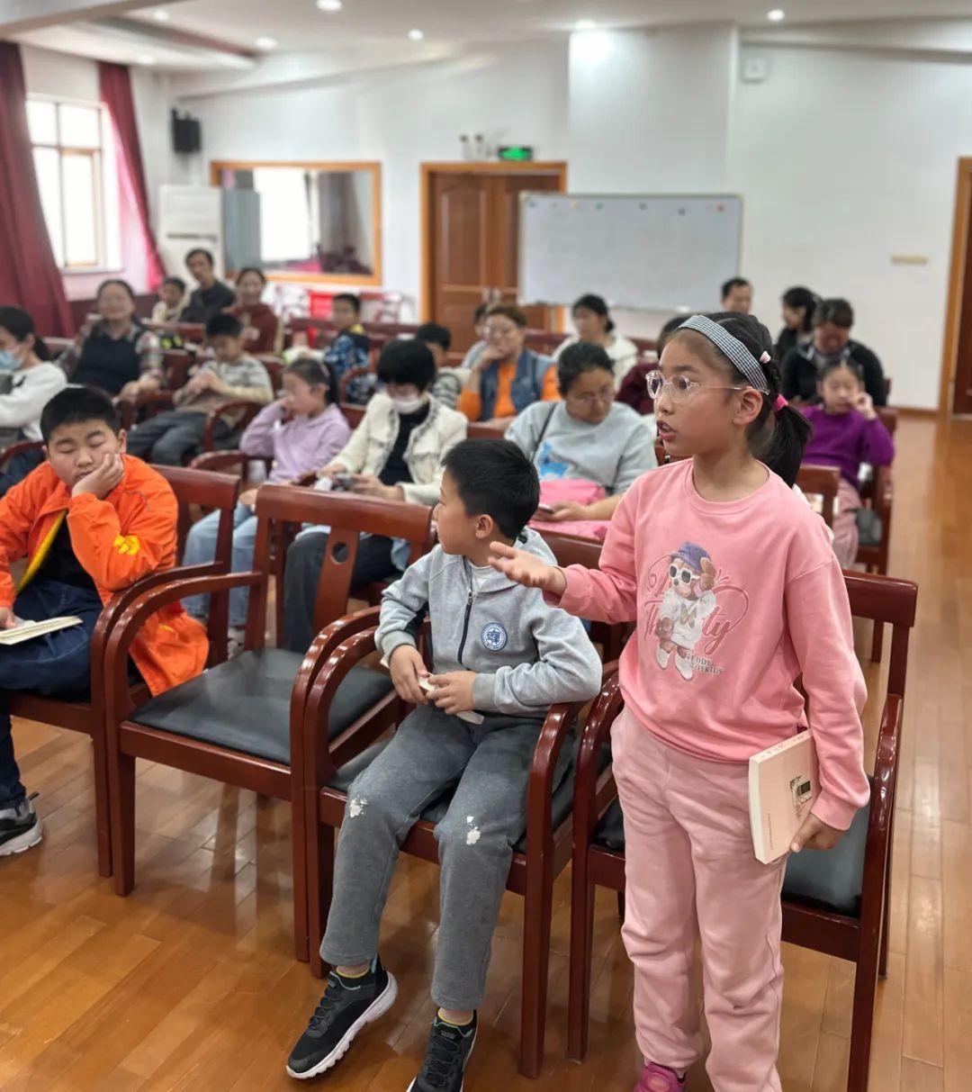 在"悦"读中走近《万花筒》,感受浓郁上海文化