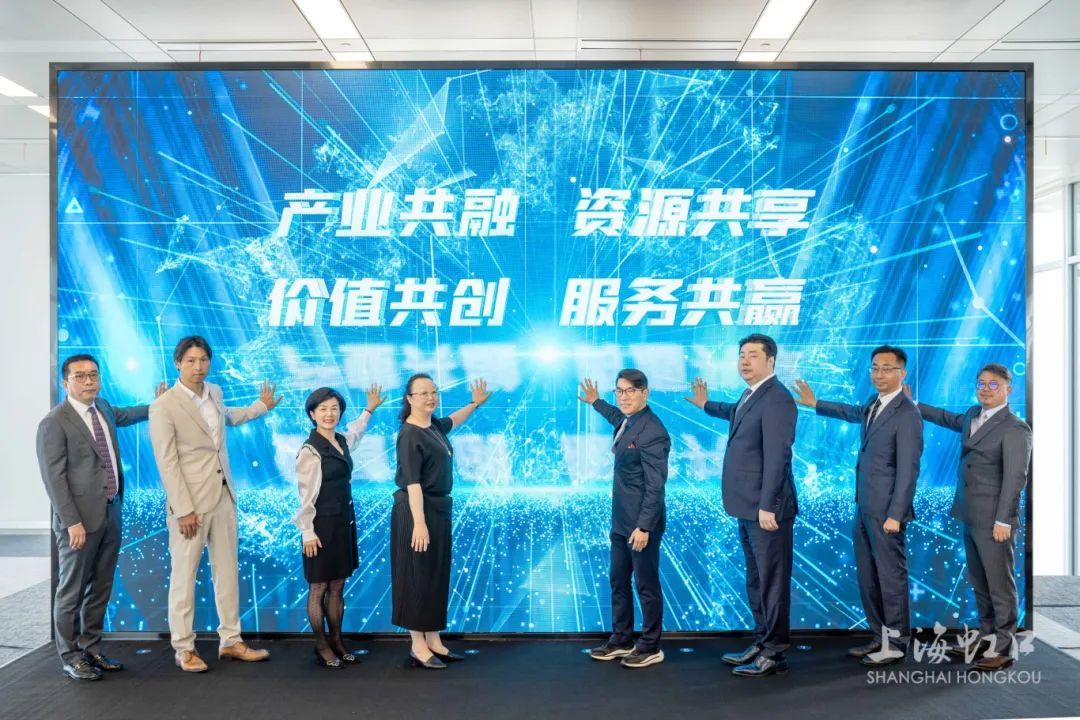 天津商务楼宇：现代都市中的商业绿洲