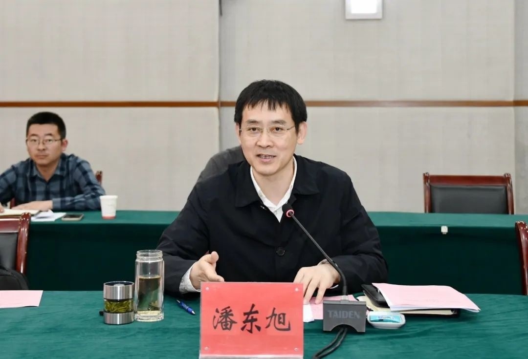 李泽龙率金山区党政代表团赴安徽省六安市考察调研对口合作工作