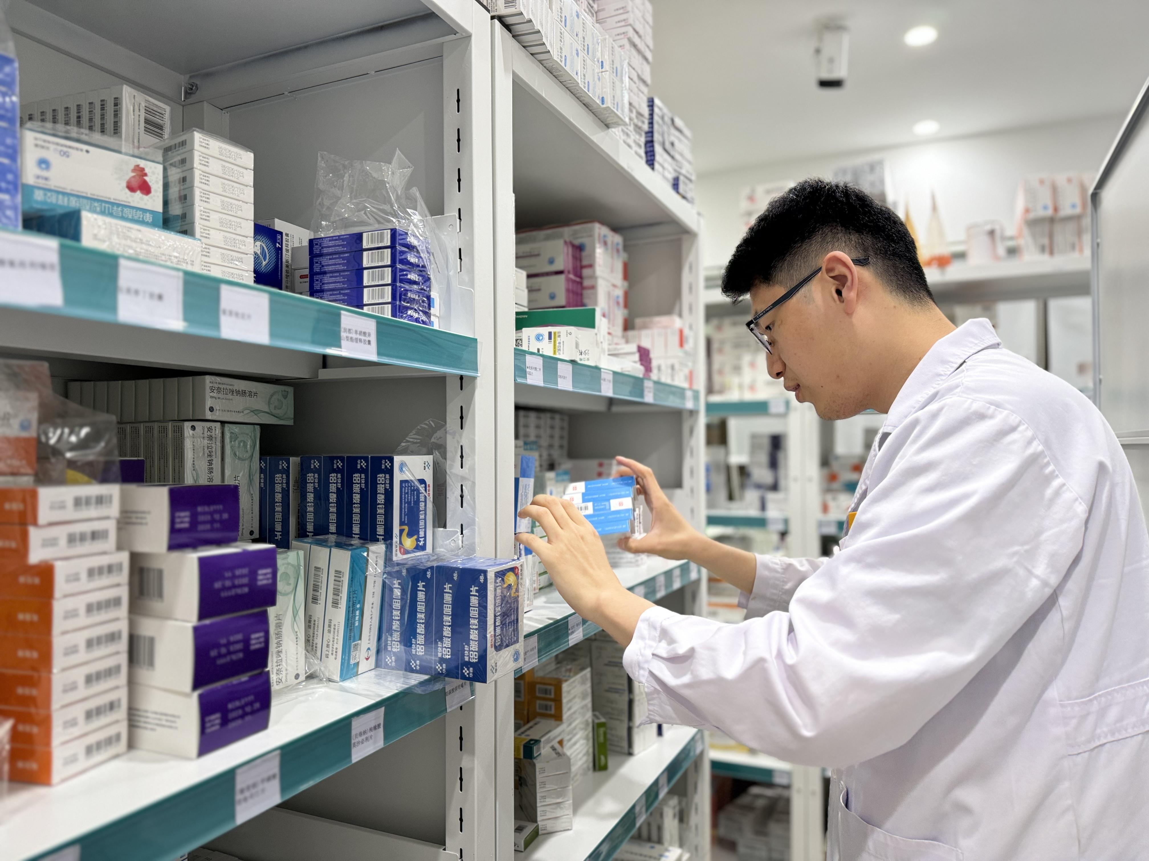 "家门口"的社区医院药品扩容惠及居民