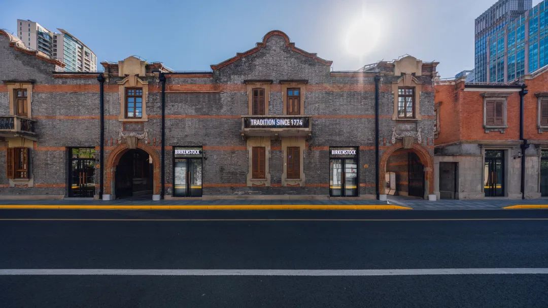 首发新地标上海张园再迎国际品牌首家限时店开幕!_上观新闻