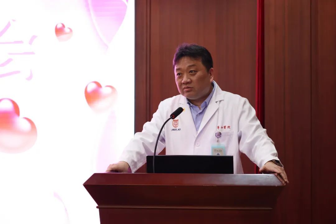 祝华山医院护理工作者们节日快乐,一路生花!