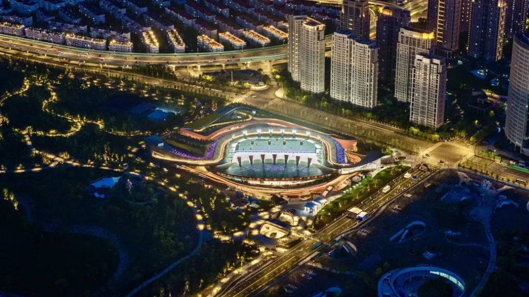 这条滨江公交线,带你打卡浦江两岸美景