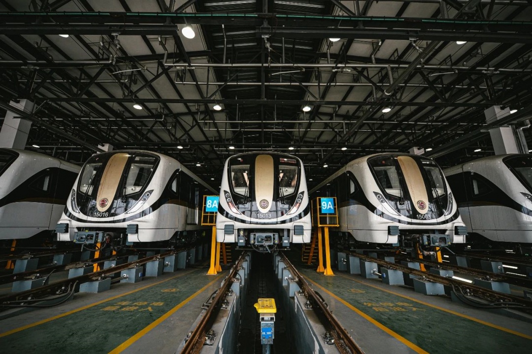 跨越5区,这条地铁线上都是打卡点,你乘坐过嘛?