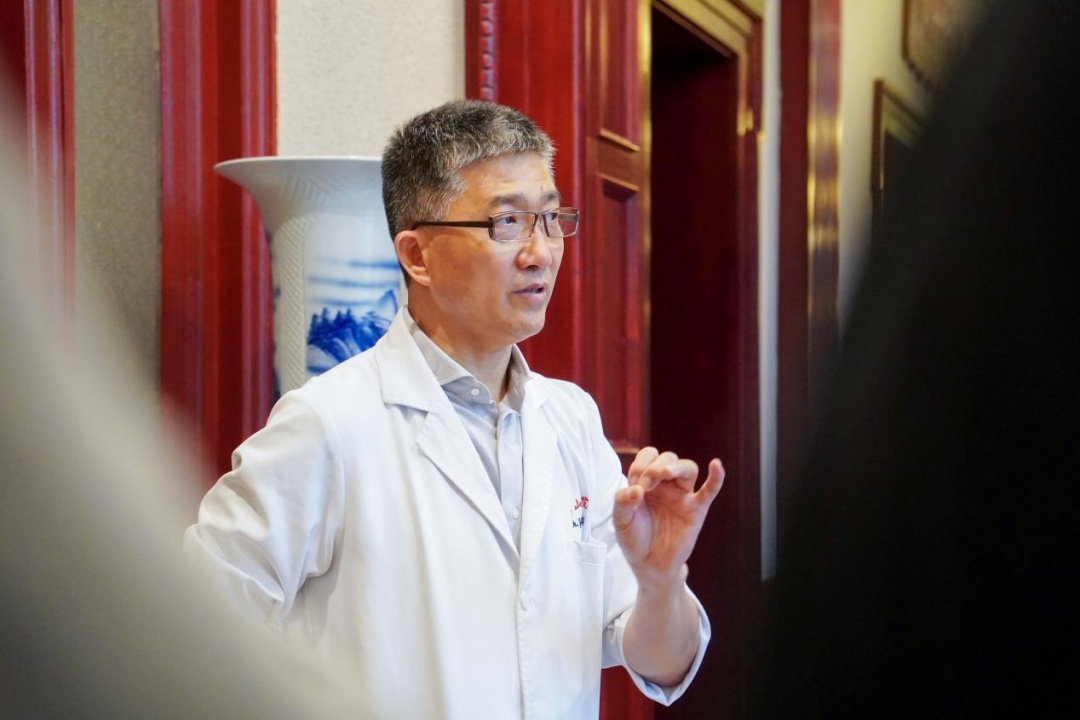 华山医院医学体重管理中心揭牌!中国肥胖日主题活动周圆满闭幕