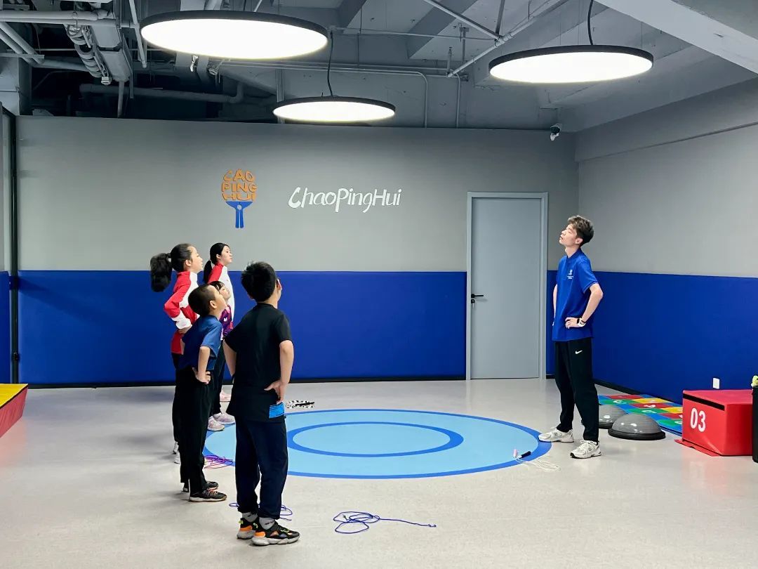 世界冠军重返虹口!虹口曹燕华乒乓球训练基地授牌