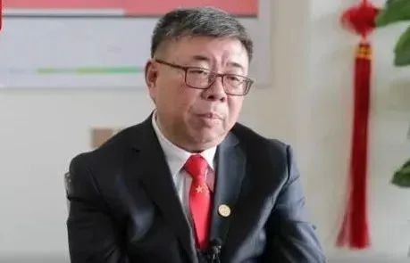 中心通  报更多内容,戳此了解→5月16日深夜,湖北松滋市公安局通报:经