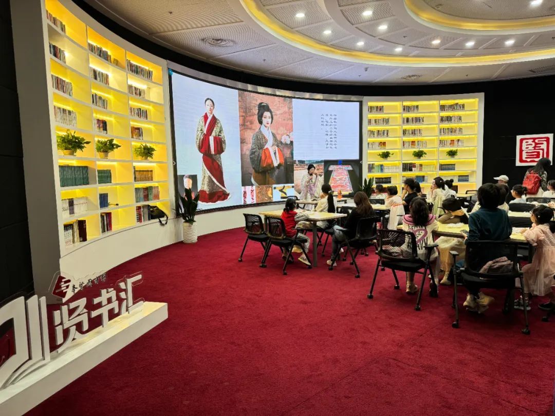 奉图"贤书汇"举办汉服传统文化传承体验活动→_上观新闻