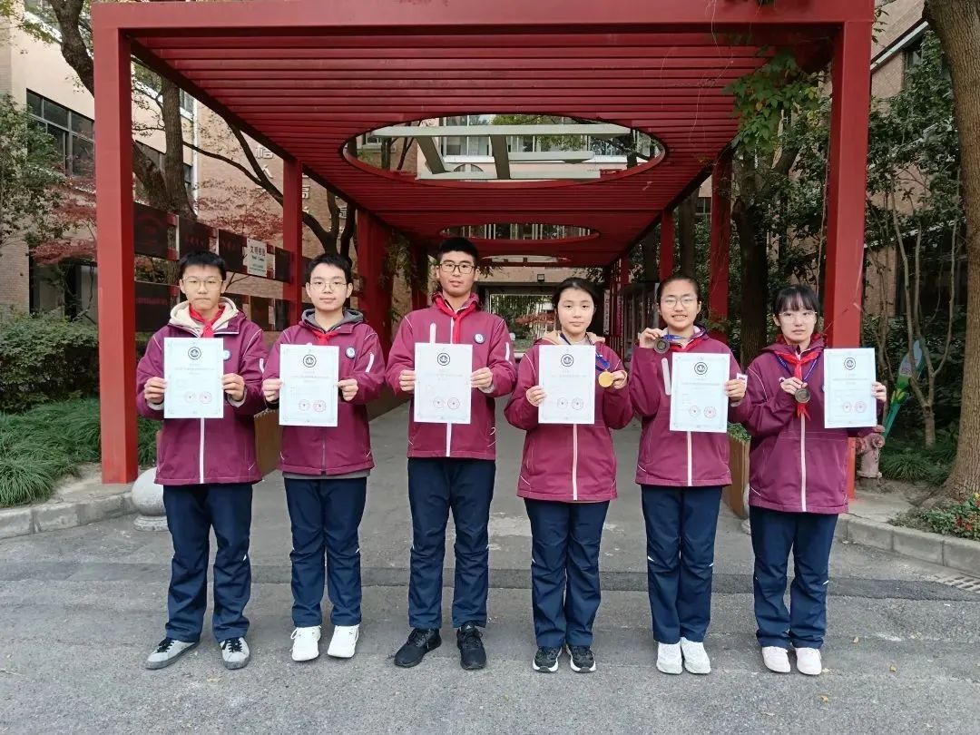 近一年获奖100多人次,闵行这所"初中强校"再出发