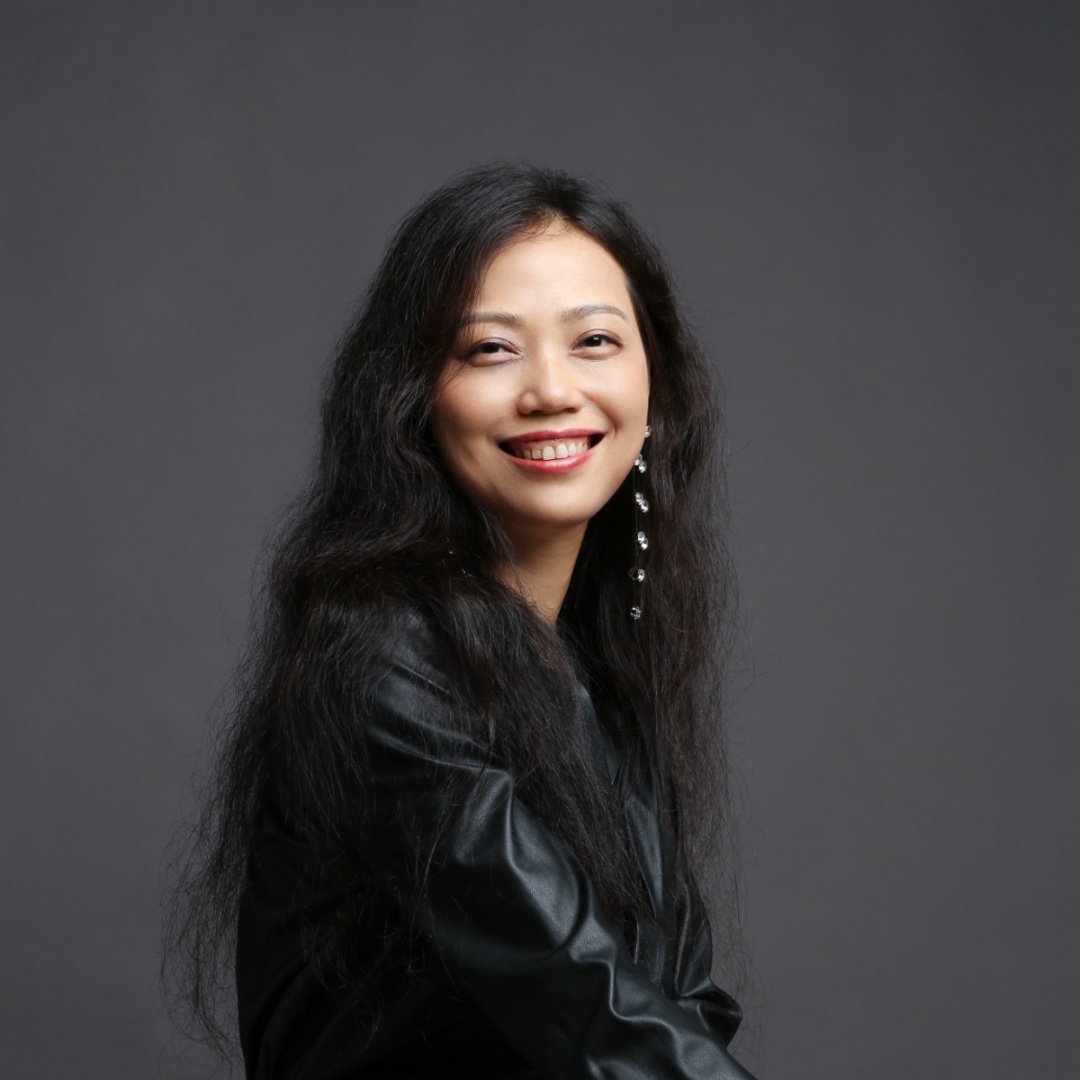辫子姐姐郁雨君著名儿童文学作家,无数小读者心目中那个亲切神奇,温暖