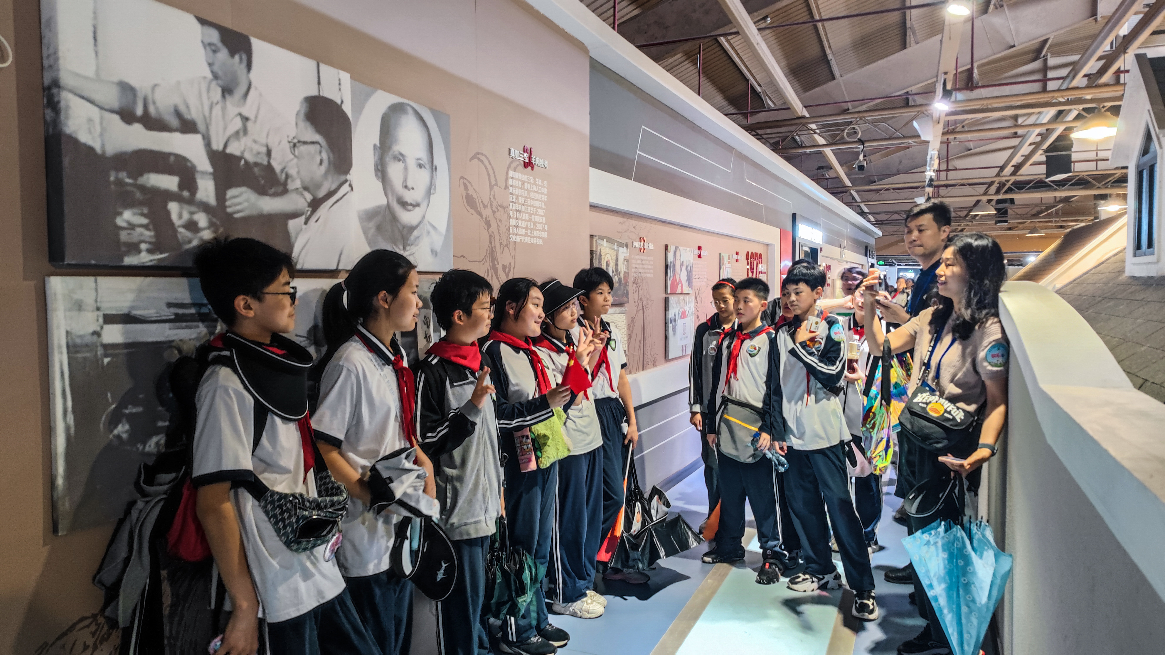 "普陀区教育学院附属中学学生薛璐菲说.