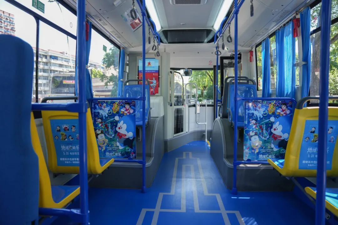 上海公交车座椅图片
