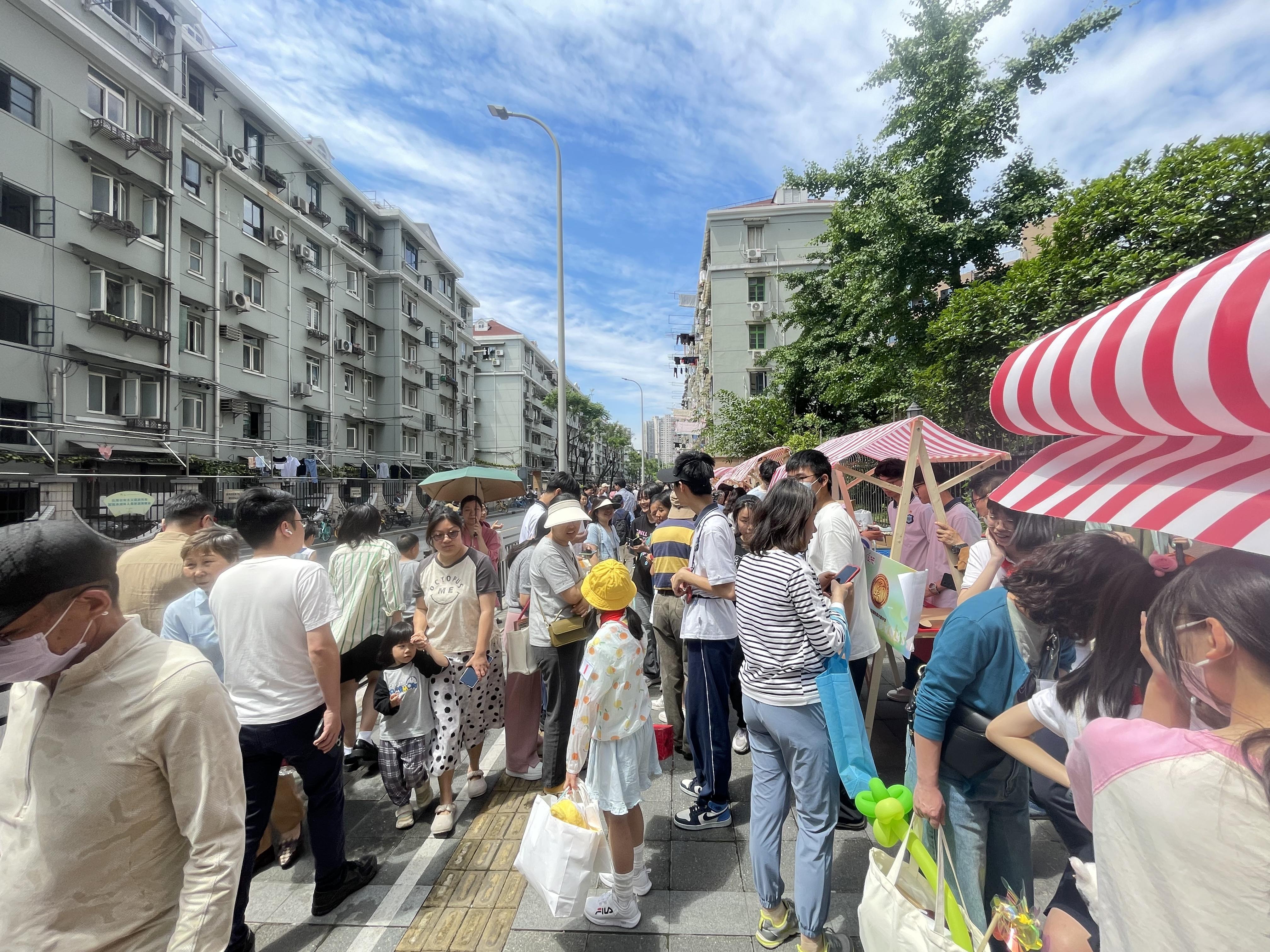 半淞园路街道2024儿童公益集市暨未保站新址启用仪式举办