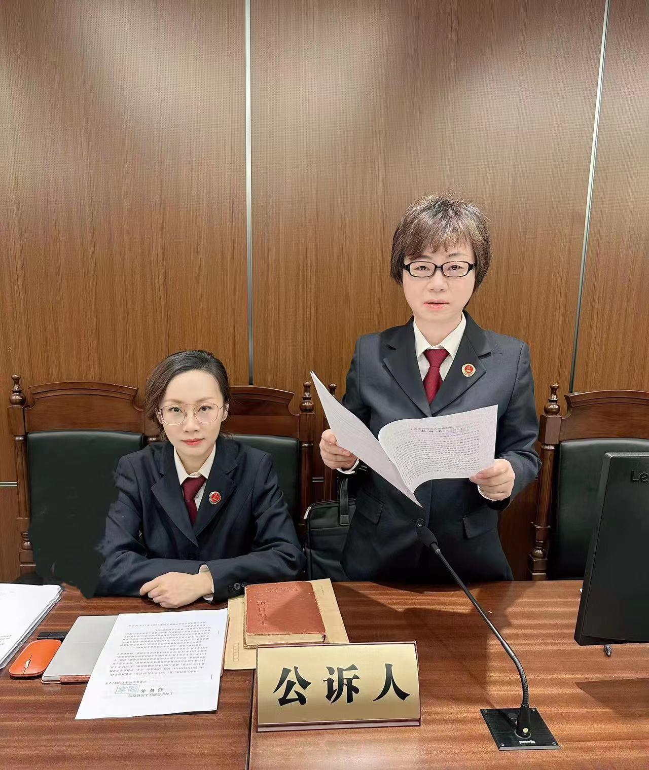 扎根未检岗位20年，她用法治力量让迷途的孩子“返航”_上观新闻