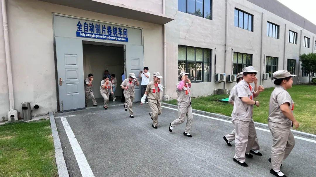 枣庄高新区兴城街道举办2024年"安全生产月"综合应急演练活动举行